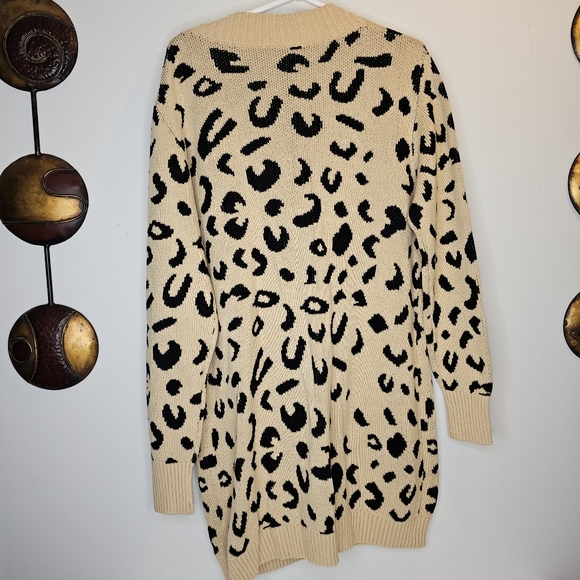 Leopard Print Long Cable Knit Cardigan Size XL - Picture 3 of 6
